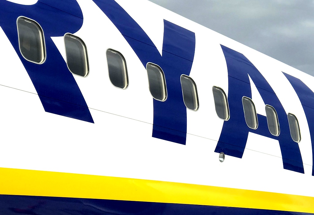 Ryanair распродажа авиабилетов