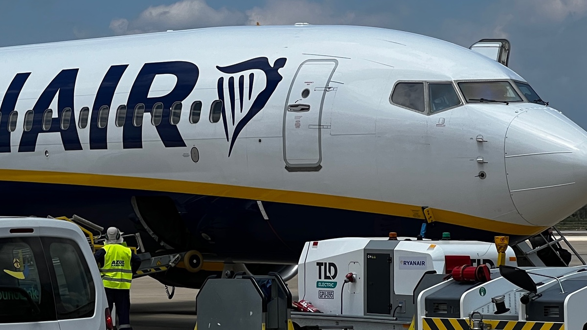 Ryanair Кёльн - рейсы, аэропорт и авиабилеты