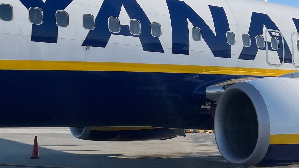 Ryanair կապի տվյալներ